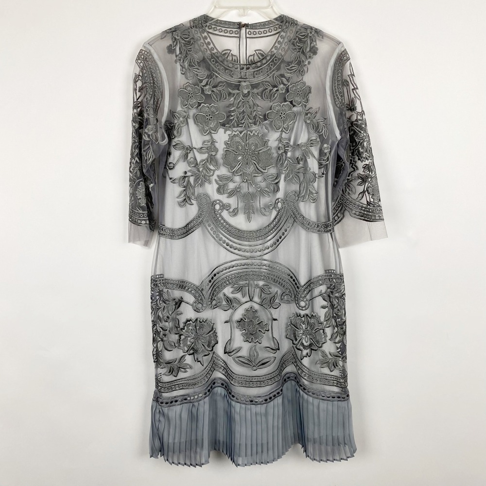 Nexiia‎ Floral Embroidered Mesh Overlay Pleated Hem Midi Dress Womens 8 Gray NWT